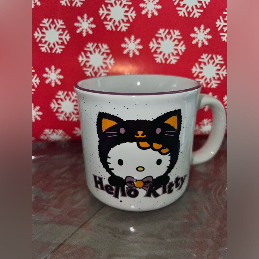 Hello kitty Halloween purple speckled mug
